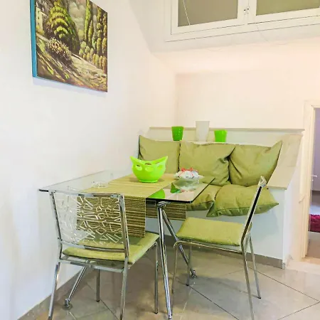 Charming In 45m² + Balcony Alcamo