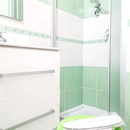 Apartment Charming In 45m² + Balcony Alcamo
