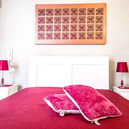 Charming In 45m² + Balcony