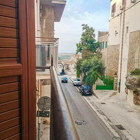 Charming In 45m² + Balcony Apartment *